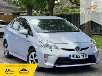 Toyota Prius 1.5 Saloon 4dr Petrol Hybrid CVT (120 g/km, 70 bhp)