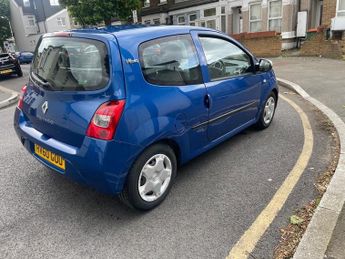 Renault Twingo 1.2 16V I-Music Hatchback 3dr Petrol Manual Euro 4 (75 ps)