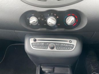 Renault Twingo 1.2 16V I-Music Hatchback 3dr Petrol Manual Euro 4 (75 ps)