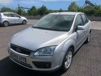 Ford Focus 1.6 Ghia 4dr