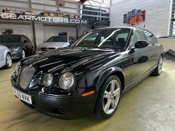 Jaguar S-Type V8 R
