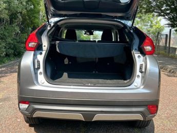 Mitsubishi Eclipse Cross DESIGN SE