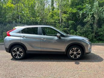 Mitsubishi Eclipse Cross DESIGN SE