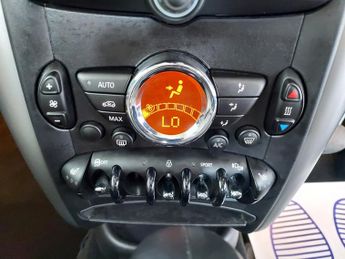 MINI Paceman 1.6 Cooper Auto ALL4 Euro 6 3dr