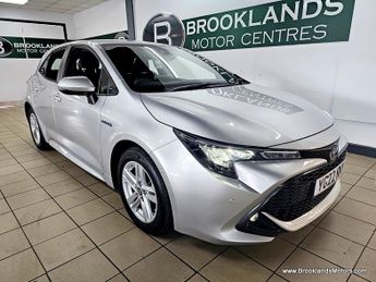 Toyota Corolla 1.8 ICON TECH [SAT NAV, HEATED SEATS & REVERSE CAMERA]