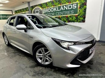 Toyota Corolla 1.8 ICON TECH [SAT NAV, HEATED SEATS & REVERSE CAMERA]