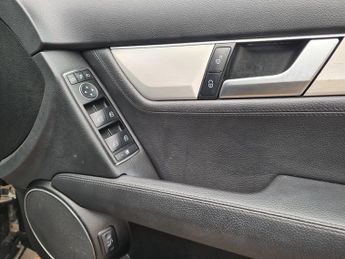 Mercedes C Class C220 CDI BLUEEFFICIENCY SPORT