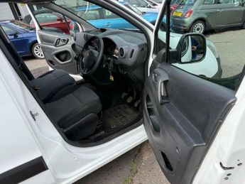 Peugeot Partner 1.6 BlueHDi 854 SE L1 5dr