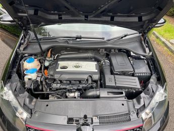 Volkswagen Golf GTI DSG