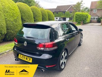 Volkswagen Golf GTI DSG
