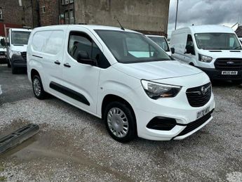Vauxhall Combo L2H1 2300 SPORTIVE S/S