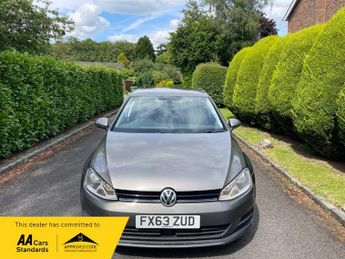 Volkswagen Golf SE TDI BLUEMOTION TECHNOLOGY DSG