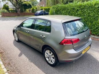 Volkswagen Golf SE TDI BLUEMOTION TECHNOLOGY DSG