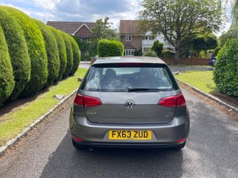 Volkswagen Golf SE TDI BLUEMOTION TECHNOLOGY DSG