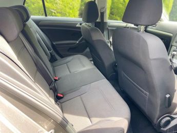 Volkswagen Golf SE TDI BLUEMOTION TECHNOLOGY DSG