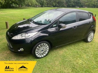 Ford Fiesta 1.6 TDCi DPF Titanium Hatchback 5dr Diesel Manual (107 g/km, 94 