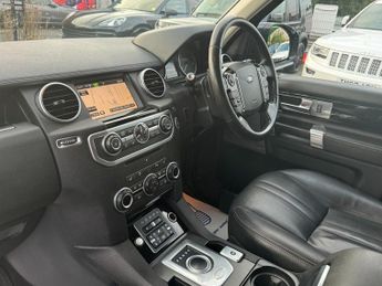 Land Rover Discovery 3.0 SD V6 Graphite SUV 5dr Diesel Auto 4WD Euro 6 (s/s) (256 bhp