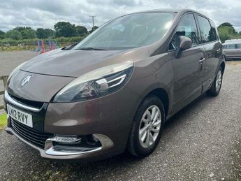 Renault Scenic 1.5 dCi Dynamique TomTom Euro 5 (s/s) 5dr