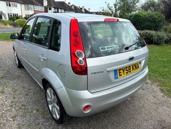 Ford Fiesta GHIA 16V