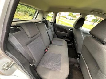 Ford Fiesta GHIA 16V