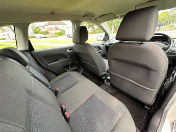 Ford Fiesta GHIA 16V