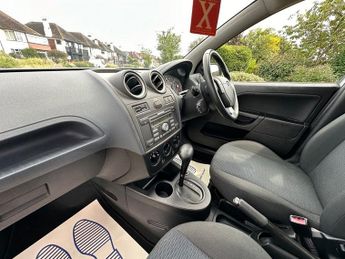 Ford Fiesta GHIA 16V