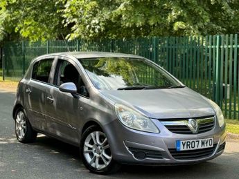 Vauxhall Corsa 1.4i 16v Club 5dr