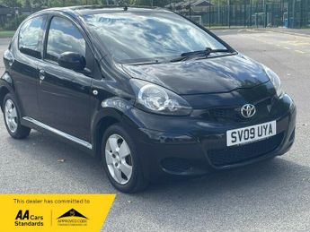 Toyota AYGO 1.0 VVT-i Black Hatchback 5dr Petrol MultiMode Euro 4 (AC) (67 b