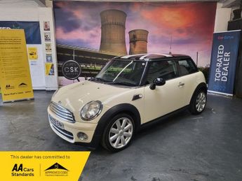 MINI Hatch 1.6 Cooper D Hatchback 3dr Diesel Manual Euro 4 (110 ps)