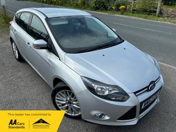 Ford Focus 1.0 ZETEC ECOBOOST £20 ROAD TAX FSH CHEAP FAMILY CAR BLUETOOTH C