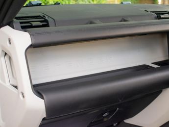 Land Rover Defender 110 D250 MHEV HSE - VAT Qualifying - Price Includes VAT