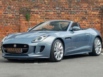 Jaguar F-Type V8 S - Meridian - Reverse Camera