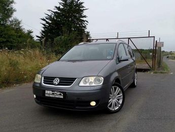 Volkswagen Touran 2.0 TDI Sport 5dr (5 Seats)