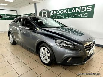 Volvo V40 2.0 D3 CROSS COUNTRY SE [3X SERVICES & £35 ROAD TAX]