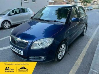 Skoda Fabia 1.6 16V 3 Hatchback 5dr Petrol Tiptronic (180 g/km, 105 bhp)