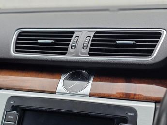 Volkswagen Passat 1.4 TSI BlueMotion Tech S DSG Euro 5 (s/s) 5dr