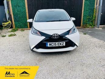 Toyota AYGO 1.0 VVT-i x-play Euro 5 5dr Euro 5