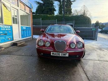 Jaguar S-Type 2.7D V6 SE 4dr