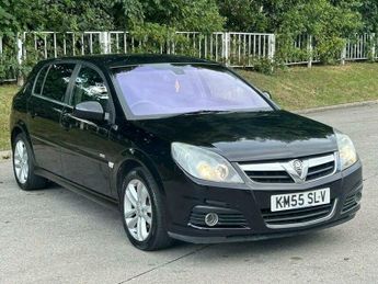 Vauxhall Signum 2.2i 16v Design 5dr