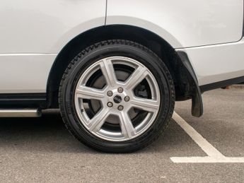 Land Rover Range Rover TDV8 AUTOBIOGRAPHY - 3 Owners - Big Spec!