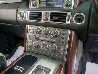 Land Rover Range Rover TDV8 AUTOBIOGRAPHY - 3 Owners - Big Spec!