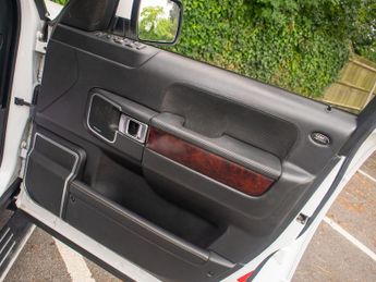 Land Rover Range Rover TDV8 AUTOBIOGRAPHY - 3 Owners - Big Spec!