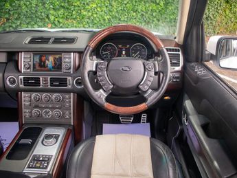 Land Rover Range Rover TDV8 AUTOBIOGRAPHY - 3 Owners - Big Spec!