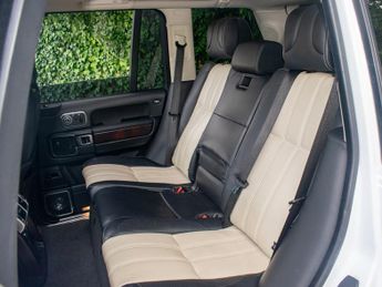Land Rover Range Rover TDV8 AUTOBIOGRAPHY - 3 Owners - Big Spec!