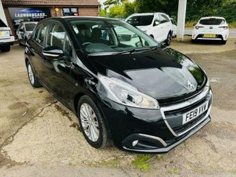 Peugeot 208 1.2 PureTech Signature Euro 6 (s/s) 5dr