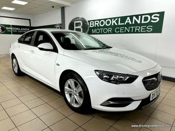 Vauxhall Insignia 1.5 GRAND SPORT DESIGN NAV [SAT NAV & STUNNING EXAMPLE]