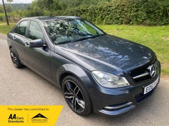 Mercedes C Class 2.1 C200 CDI Executive SE Saloon 4dr Diesel G-Tronic+ Euro 5 (s/