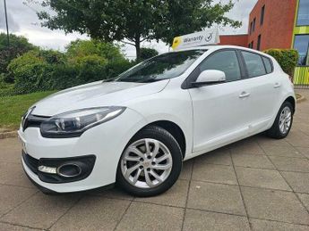 Renault Megane 1.5 dCi Dynamique TomTom EDC Euro 5 5dr