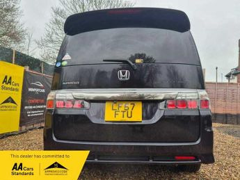 Honda Stepwagon Spada