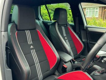 Volkswagen Golf 2.0 TSI GTI DSG ADIDAS EDITION 5DR HATCHBACK EURO 5